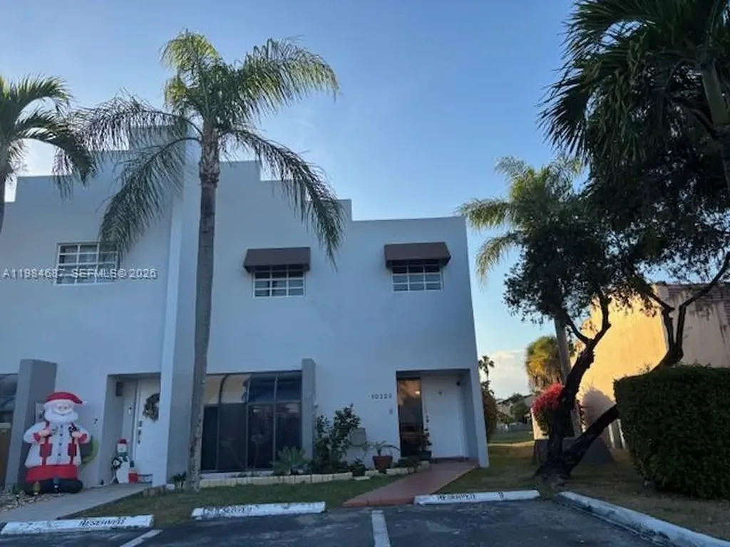 10320 SW 154th Circle Court Miami FL 33196