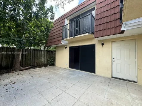 716 NW 98th Way Plantation FL 33324
