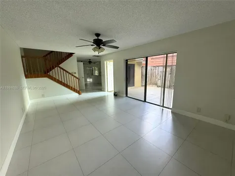716 NW 98th Way Plantation FL 33324