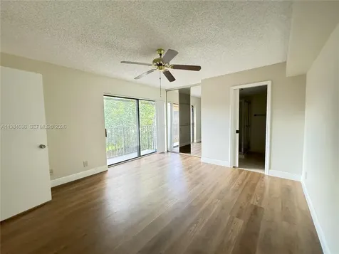 716 NW 98th Way Plantation FL 33324