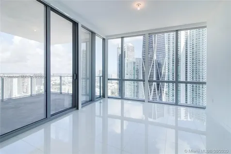 851 NE 1st Avenue Miami FL 33132