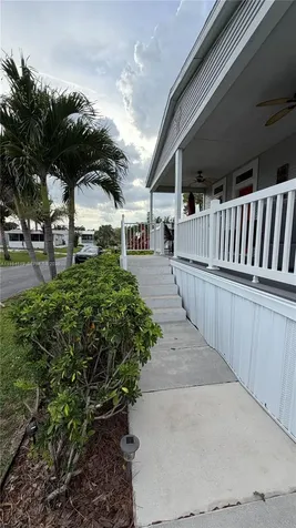 4219 Royal Manor Boulevard Boynton Beach FL 33436