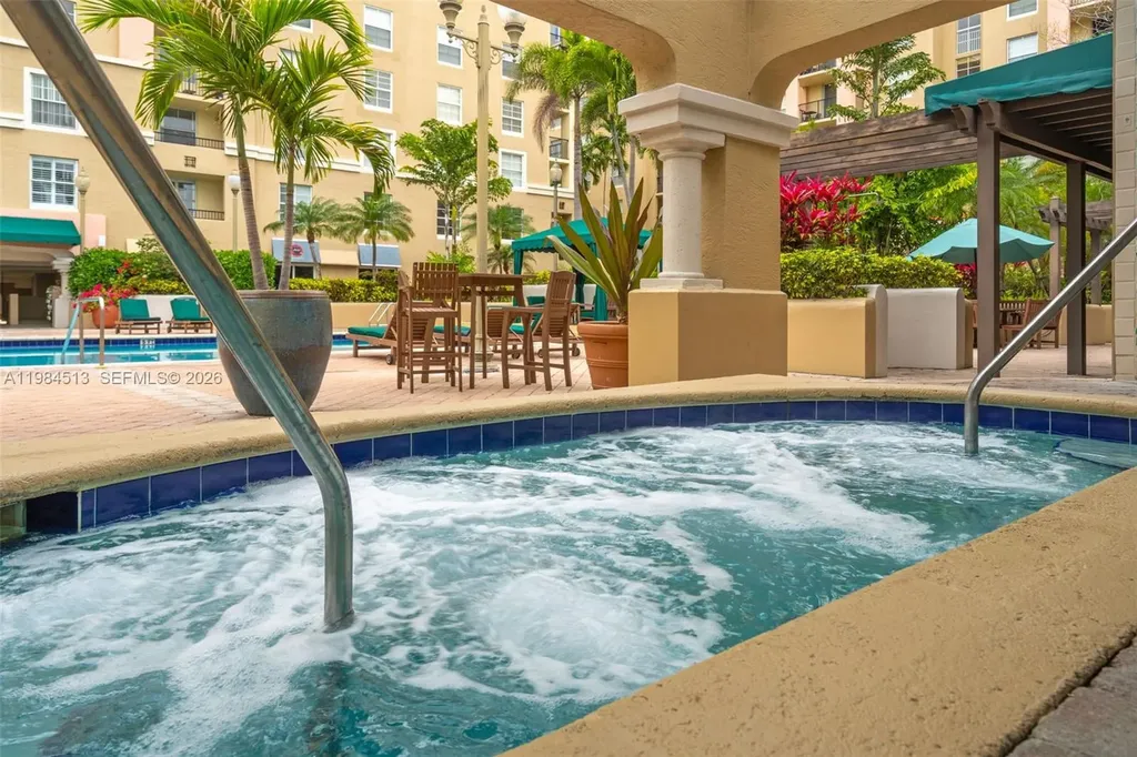 520 SE 5th Avenue Fort Lauderdale FL 33301