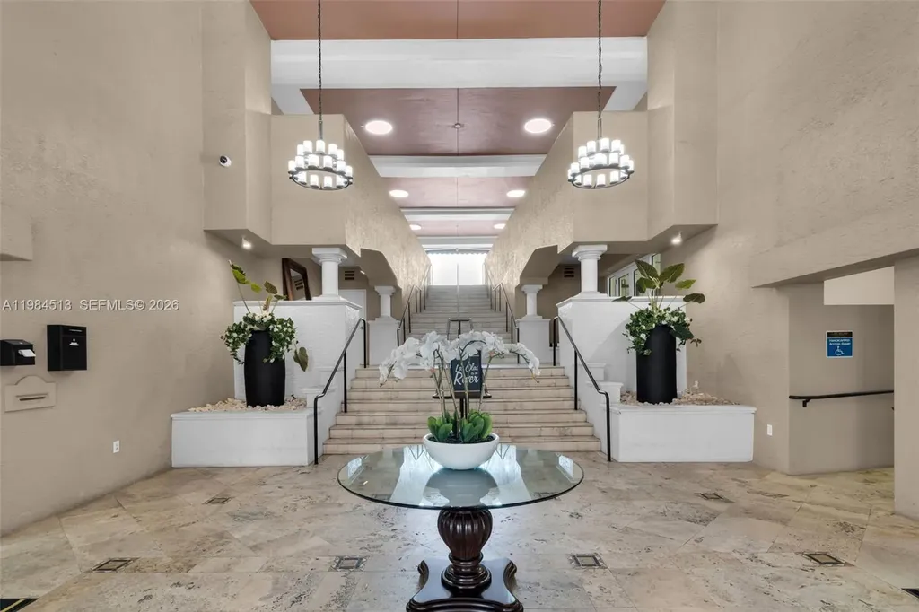 520 SE 5th Avenue Fort Lauderdale FL 33301