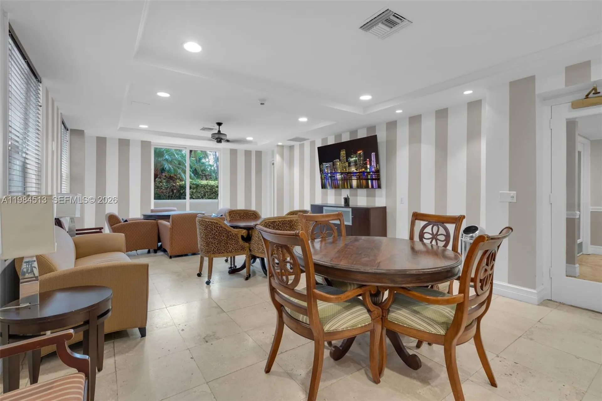 520 SE 5th Avenue Fort Lauderdale FL 33301