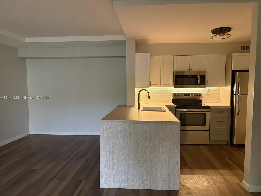 3001 N Oakland Forest Drive Oakland Park FL 33309