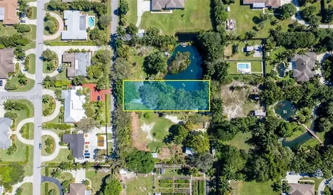 154TH Street - 870 North Miami Beach FL 33162