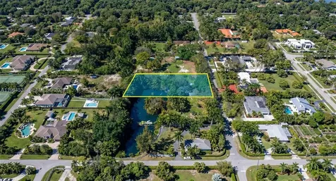 154TH Street - 870 North Miami Beach FL 33162