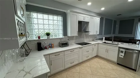 4837 NW 20th Place Coconut Creek FL 33063