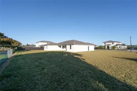 16802 SW 292nd Terrace Homestead FL 33030
