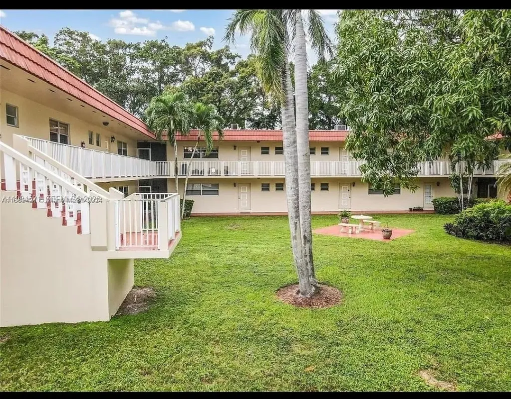 14901 SW 4th Street Pembroke Pines FL 33027