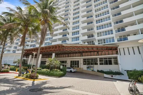 100 Lincoln Road Miami Beach FL 33139