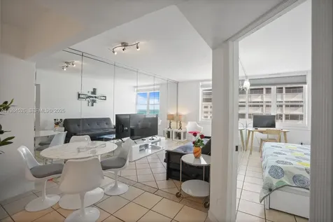 100 Lincoln Road Miami Beach FL 33139