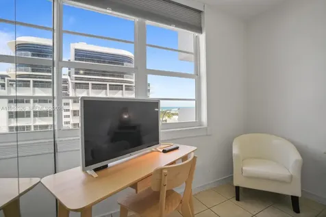 100 Lincoln Road Miami Beach FL 33139