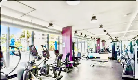 100 Lincoln Road Miami Beach FL 33139
