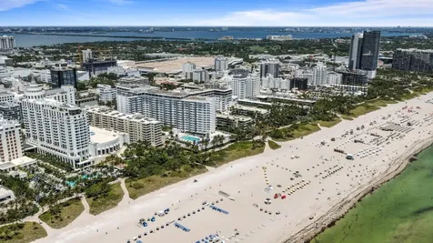 100 Lincoln Road Miami Beach FL 33139