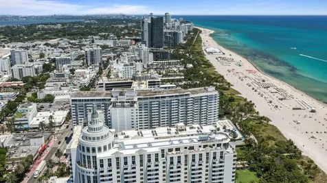 100 Lincoln Road Miami Beach FL 33139