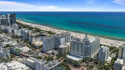 100 Lincoln Road Miami Beach FL 33139