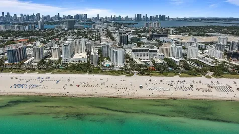 100 Lincoln Road Miami Beach FL 33139