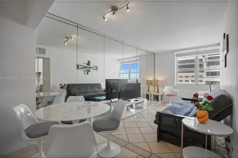 100 Lincoln Road Miami Beach FL 33139