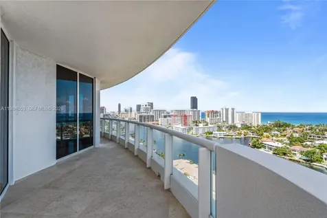 21200 Point Place Aventura FL 33180