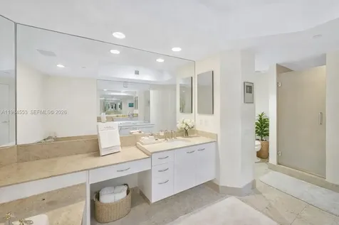 21200 Point Place Aventura FL 33180