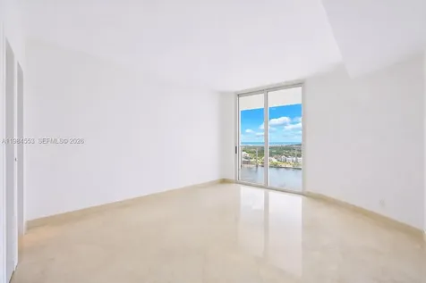 21200 Point Place Aventura FL 33180