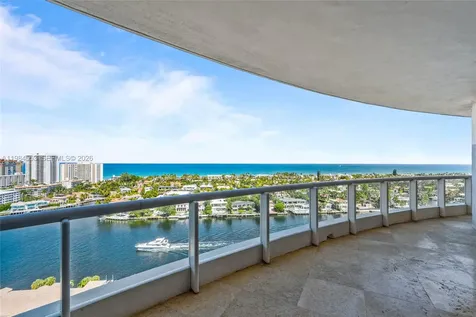 21200 Point Place Aventura FL 33180