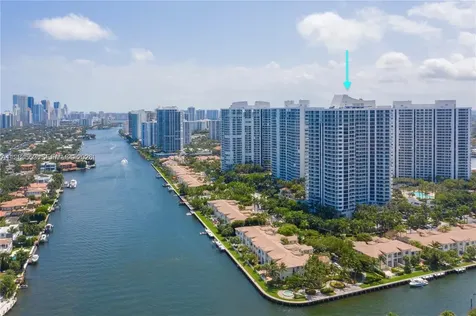 21200 Point Place Aventura FL 33180