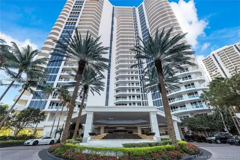 21200 Point Place Aventura FL 33180