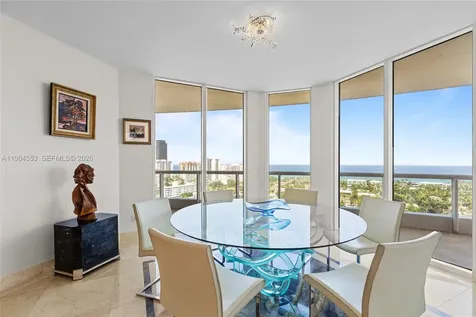 21200 Point Place Aventura FL 33180