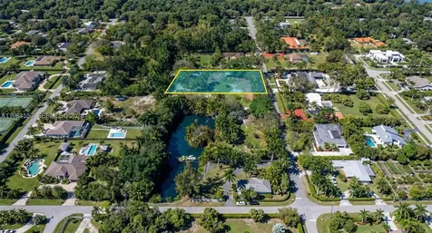 154TH Street - 861 North Miami Beach FL 33162