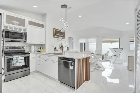 11761 NW 12th Street Pembroke Pines FL 33026