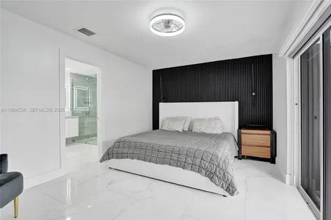 11761 NW 12th Street Pembroke Pines FL 33026