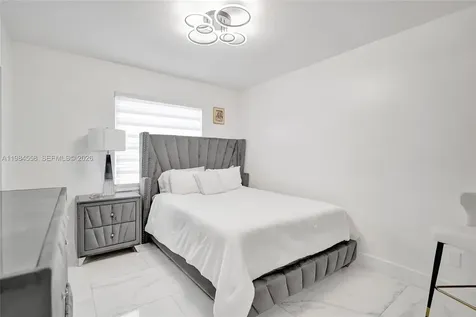 11761 NW 12th Street Pembroke Pines FL 33026