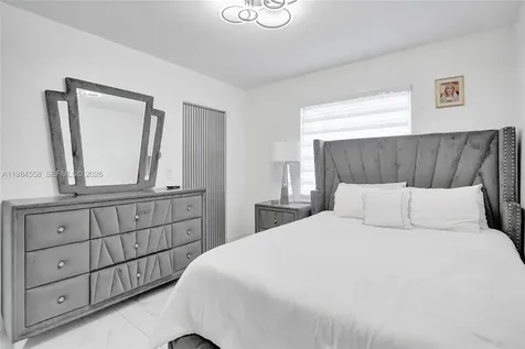 11761 NW 12th Street Pembroke Pines FL 33026
