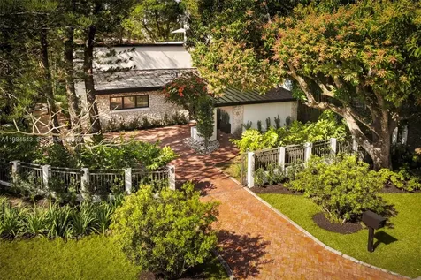 3090 Kirk Street Coconut Grove FL 33133