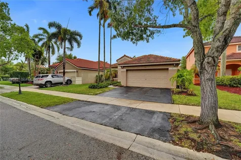 930 Bluewood Terrace Weston FL 33327
