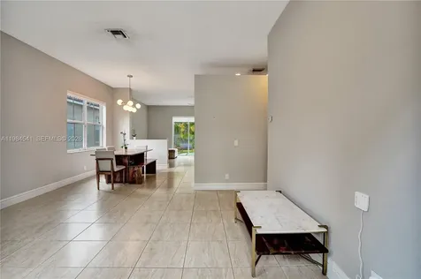 930 Bluewood Terrace Weston FL 33327