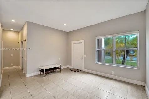 930 Bluewood Terrace Weston FL 33327