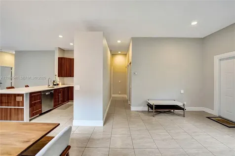 930 Bluewood Terrace Weston FL 33327