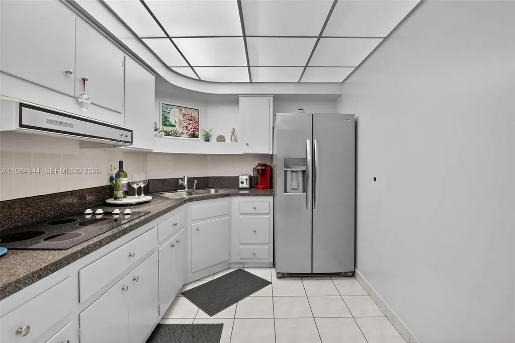 3233 NE 34th Street Fort Lauderdale FL 33308