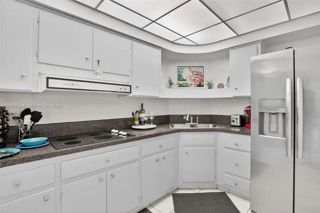 3233 NE 34th Street Fort Lauderdale FL 33308