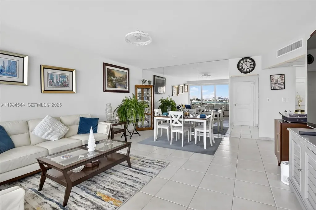3233 NE 34th Street Fort Lauderdale FL 33308