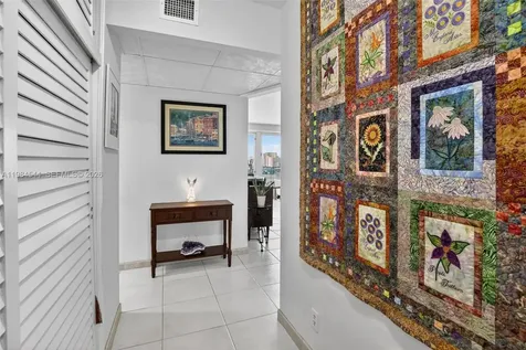 3233 NE 34th Street Fort Lauderdale FL 33308