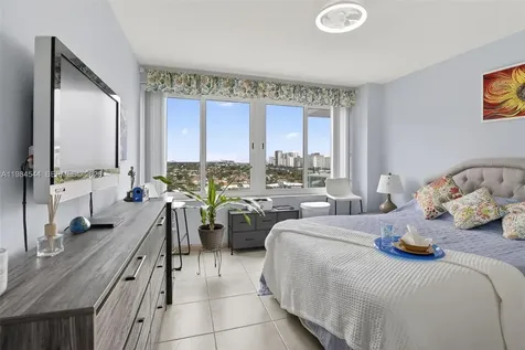 3233 NE 34th Street Fort Lauderdale FL 33308