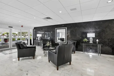 3233 NE 34th Street Fort Lauderdale FL 33308
