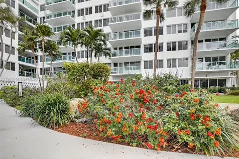 3233 NE 34th Street Fort Lauderdale FL 33308