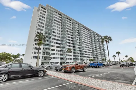 3233 NE 34th Street Fort Lauderdale FL 33308