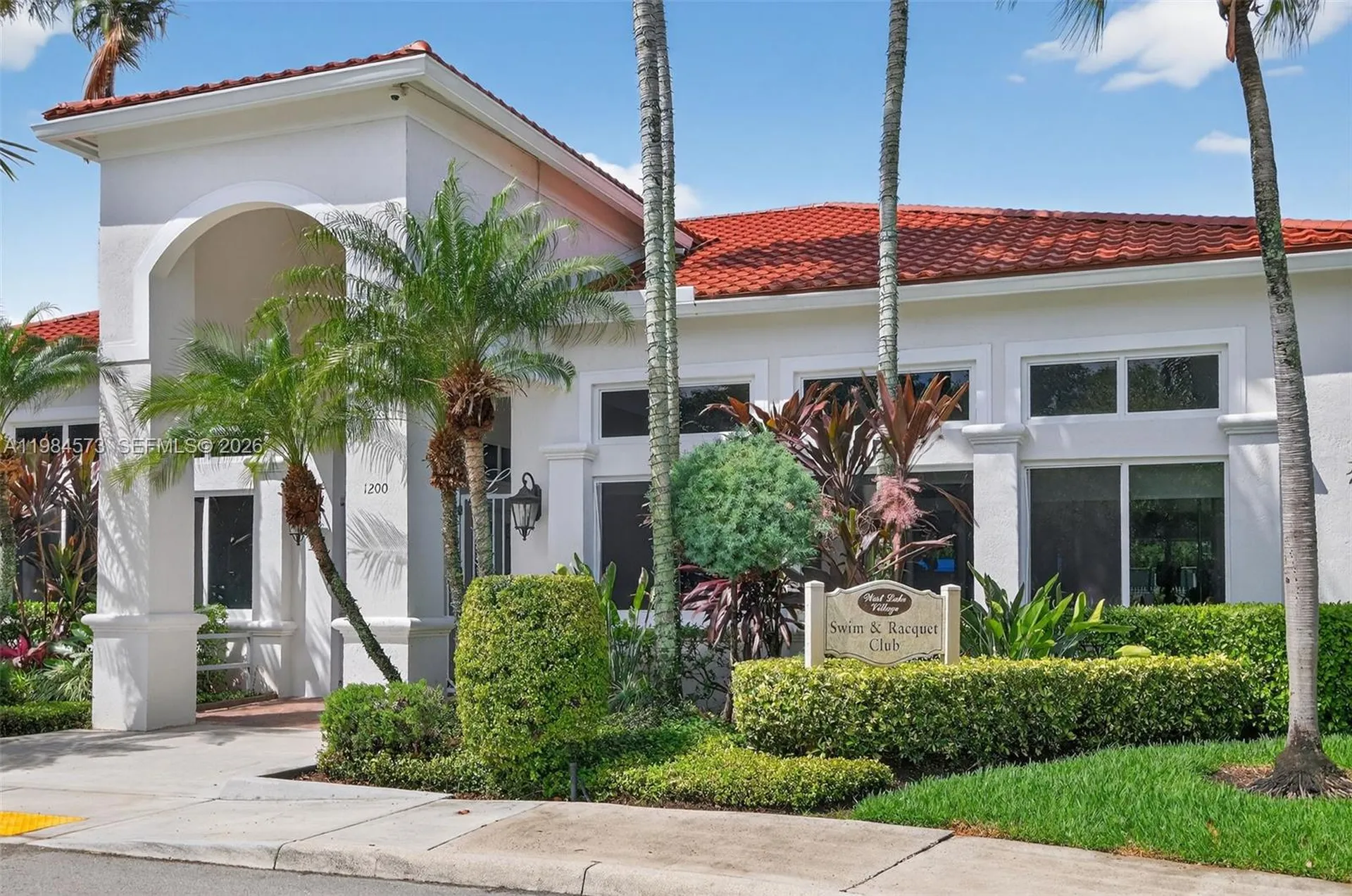 1860 Sweetbay Way Hollywood FL 33019